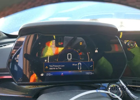 2024 Chevrolet Trax 2Rs z USA, uszkodzony, nr VIN KL77LJE21RC182242